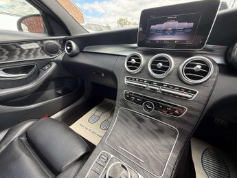 Mercedes-Benz C Class 2.1 C220d AMG Line G-Tronic+ Euro 6 (s/s) 4dr