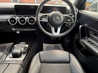 Mercedes-Benz A Class 1.5 A180d Sport (Executive) 7G-DCT Euro 6 (s/s) 5dr