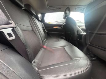 Nissan Qashqai 1.2 DIG-T Tekna XTRON Euro 6 (s/s) 5dr