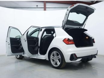 AUDI A1 1.5 TFSI 35 S line Sportback 5dr Petrol S Tronic Euro 6 (s/s) (1