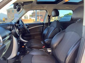 MINI COUNTRYMAN 2.0 Countryman Cooper D Auto 5dr