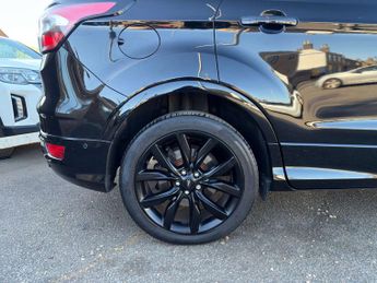 FORD KUGA 2.0 Kuga ST-Line X TDCi 4x4 Auto 4WD 5dr