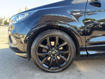 FORD KUGA 2.0 Kuga ST-Line X TDCi 4x4 Auto 4WD 5dr