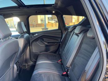FORD KUGA 2.0 Kuga ST-Line X TDCi 4x4 Auto 4WD 5dr