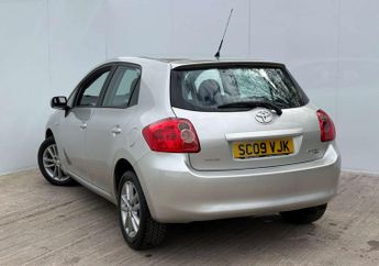 TOYOTA AURIS 1.6 Auris TR Valvematic Semi-Auto 5dr