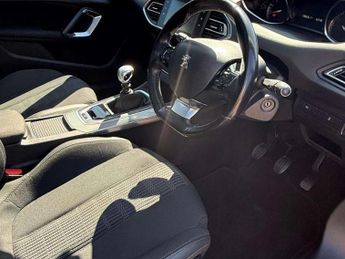 Peugeot 308 1.2 308 Allure S/S 5dr