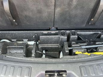 Land Rover DISCOVERY SPORT 2.2 Discovery Sport SE Tech SD4 Auto 4WD 5dr