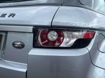 Land Rover RANGE ROVER EVOQUE 2.2 Range Rover Evoque Pure SD4 Auto 4WD 5dr