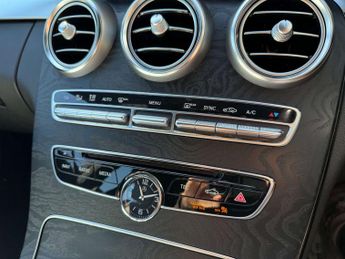 Mercedes-Benz C-CLASS 2.1 C 220 AMG Line D Auto 5dr