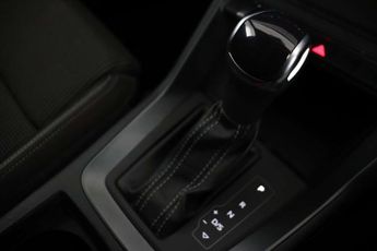 Audi Q3 1.5 TFSI CoD 35 S line SUV 5dr Petrol S Tronic Euro 6 (s/s) (150