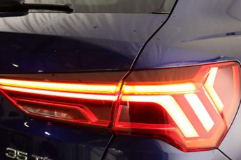 Audi Q3 1.5 TFSI CoD 35 S line SUV 5dr Petrol S Tronic Euro 6 (s/s) (150