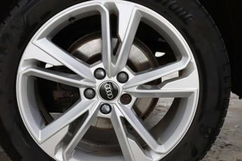 Audi Q3 1.5 TFSI CoD 35 S line SUV 5dr Petrol S Tronic Euro 6 (s/s) (150