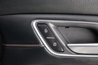 MG MG HS 1.5 T-GDI Trophy SUV 5dr Petrol DCT Euro 6 (s/s) (162 ps)