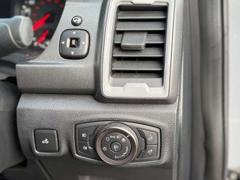 Ford Ranger 2.0 EcoBlue Raptor Pickup Double Cab 4dr Diesel Auto 4WD Euro 6 