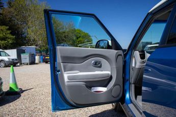 KIA SOUL Soul EV Auto 5dr