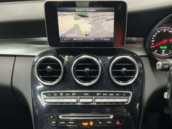 MERCEDES-BENZ C-CLASS 2.1 C220 D SE Auto 4dr