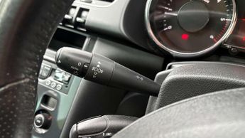 PEUGEOT 3008 1.6 3008 Allure Blue HDi S/S Auto 5dr