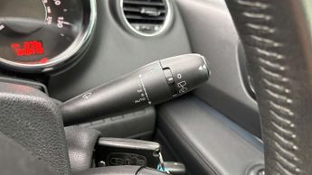 PEUGEOT 3008 1.6 3008 Allure Blue HDi S/S Auto 5dr