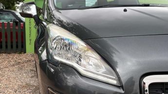 PEUGEOT 3008 1.6 3008 Allure Blue HDi S/S Auto 5dr