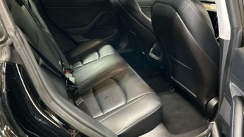 TESLA MODEL 3 Model 3 Standard Range + 4dr