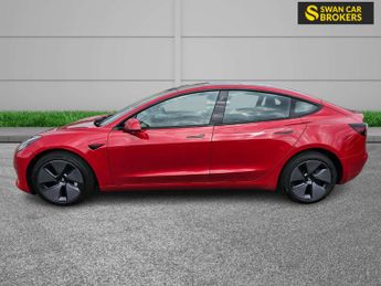 TESLA MODEL 3 Model 3 Long Range AWD 4WD 4dr
