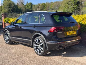 VOLKSWAGEN TIGUAN 1.5 Tiguan R-Line TSi Evo Semi-Auto 5dr