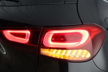 Mercedes-Benz GLA 1.3 GLA250e 15.6kWh Exclusive Edition (Premium) SUV 5dr Petrol P