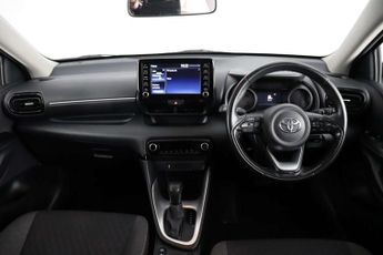 Toyota Yaris 1.5 VVT-h Design Hatchback 5dr Petrol Hybrid E-CVT Euro 6 (s/s) 