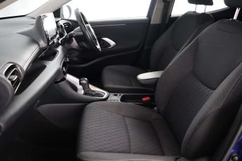 Toyota Yaris 1.5 VVT-h Design Hatchback 5dr Petrol Hybrid E-CVT Euro 6 (s/s) 
