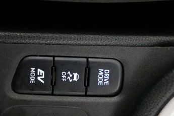 Toyota Yaris 1.5 VVT-h Design Hatchback 5dr Petrol Hybrid E-CVT Euro 6 (s/s) 