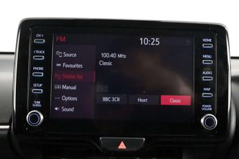 Toyota Yaris 1.5 VVT-h Design Hatchback 5dr Petrol Hybrid E-CVT Euro 6 (s/s) 
