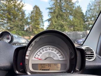 Smart fortwo 1.0 MHD Grandstyle Coupe 2dr Petrol SoftTouch Euro 5 (s/s) (71 b