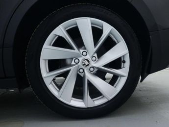 SKODA ENYAQ iV 62kWh 60 SUV 5dr Electric Auto (DC120kW) (179 ps)