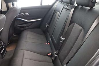 BMW 3 Series 2.0 330e 12kWh SE Pro Saloon 4dr Petrol Plug-in Hybrid Auto Euro