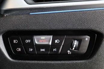 BMW 3 Series 2.0 330e 12kWh SE Pro Saloon 4dr Petrol Plug-in Hybrid Auto Euro