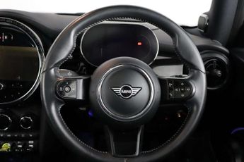 MINI Electric Hatch Cooper SE 32.6kWh Level 3 Hatchback 3dr Electric Auto (184 ps)