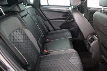 Volkswagen Tiguan 2.0 TDI R-Line SUV 5dr Diesel DSG Euro 6 (s/s) (150 ps)