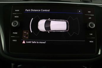 Volkswagen Tiguan 2.0 TDI R-Line SUV 5dr Diesel DSG Euro 6 (s/s) (150 ps)