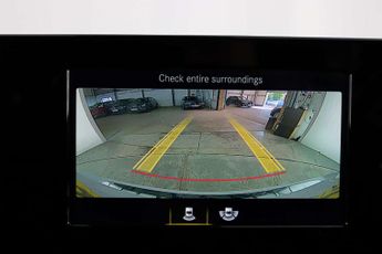 Mercedes-Benz GLB 1.3 GLB200 AMG Line SUV 5dr Petrol 7G-DCT Euro 6 (s/s) (163 ps)