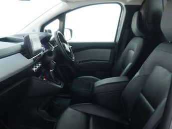 NISSAN Townstar 45kWh Tekna Panel Van 6dr Electric Auto L1 (122 ps)