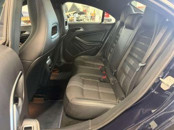 MERCEDES-BENZ CLA 2.1 CLA 220 Sport D Auto 4dr