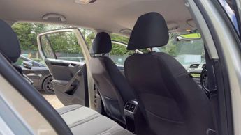 VOLKSWAGEN GOLF 1.4 Golf S TSI Semi-Auto 5dr