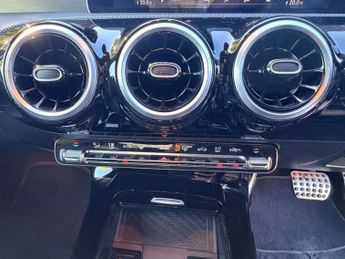 Mercedes-Benz CLA 1.3 CLA 200 AMG Line Auto 4dr