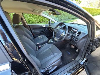 Ford FIESTA 1.0 Fiesta Zetec T Auto 5dr