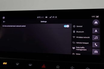 MG MG4 64kWh Trophy Long Range Hatchback 5dr Electric Auto (203 ps)
