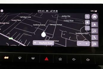MG MG4 64kWh Trophy Long Range Hatchback 5dr Electric Auto (203 ps)