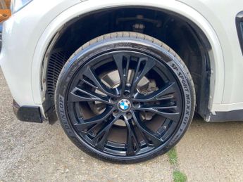 BMW X5 3.0 40d M Sport SUV 5dr Diesel Auto xDrive Euro 6 (s/s) (313 ps)