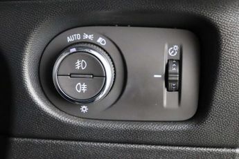 Vauxhall Mokka Electric 50kWh Ultimate SUV 5dr Electric Auto (136 ps)