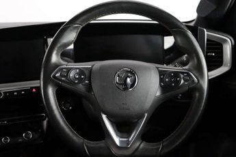 Vauxhall Mokka Electric 50kWh Ultimate SUV 5dr Electric Auto (136 ps)