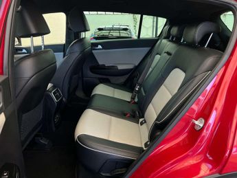 KIA SPORTAGE 1.6 Sportage GT-Line ISG 4x4 Semi-Auto 4WD 5dr